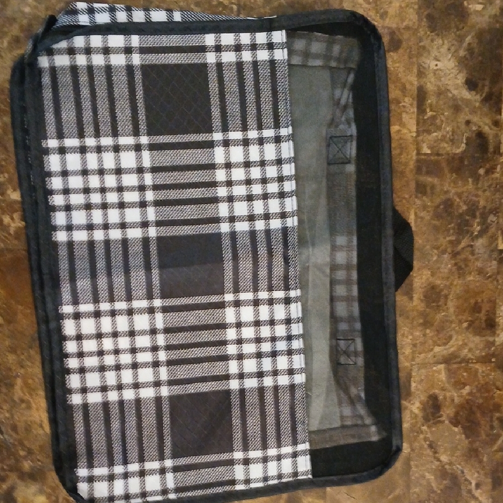 Stylish Black and White Plaid Men's Bag